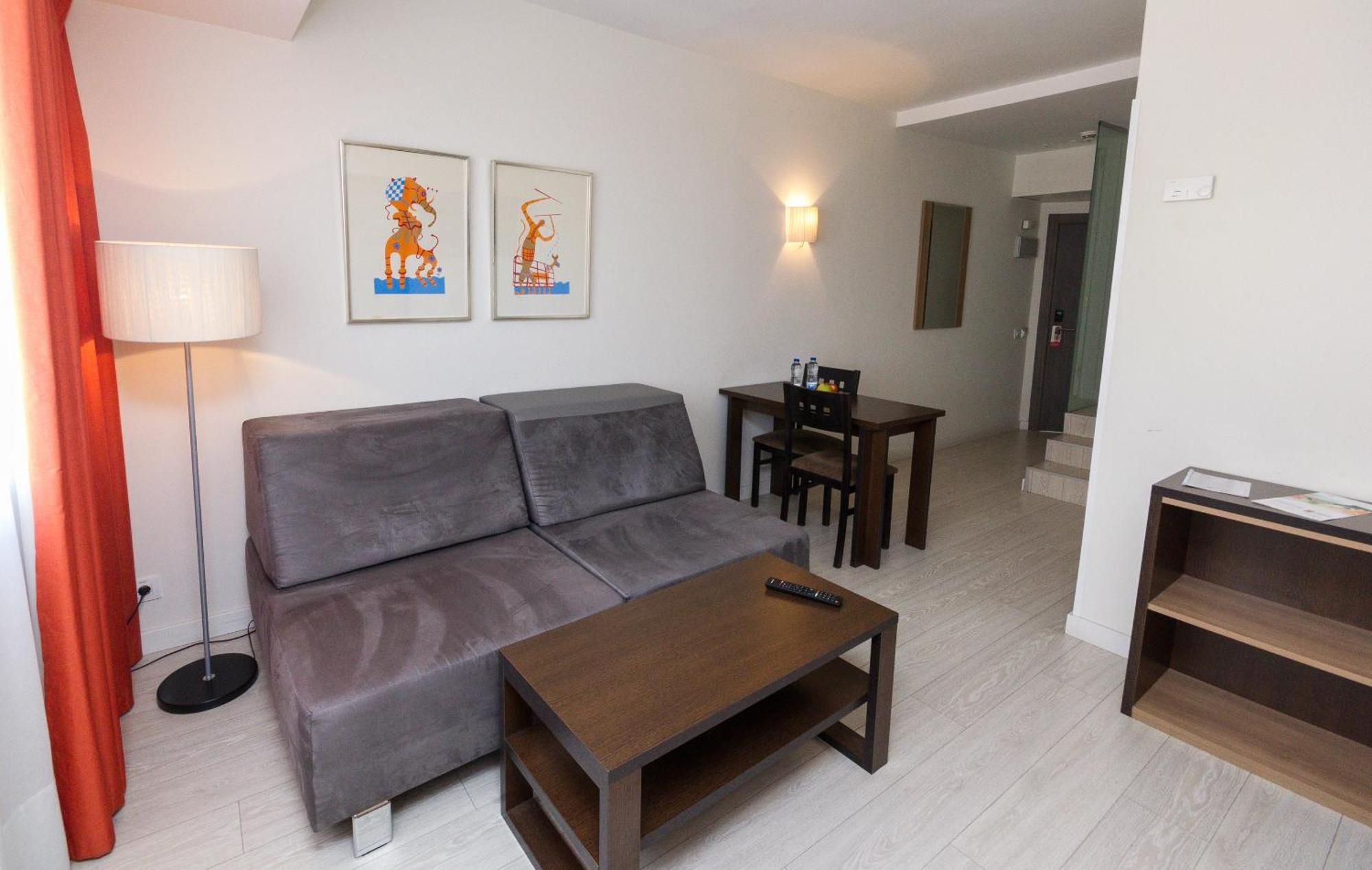 Apartamentos Recoletos Мадрид Экстерьер фото